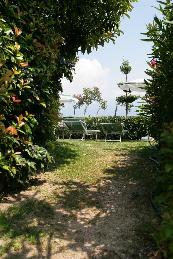 Appartamenti Serena - Nonna Elvira Gargnano Exterior foto