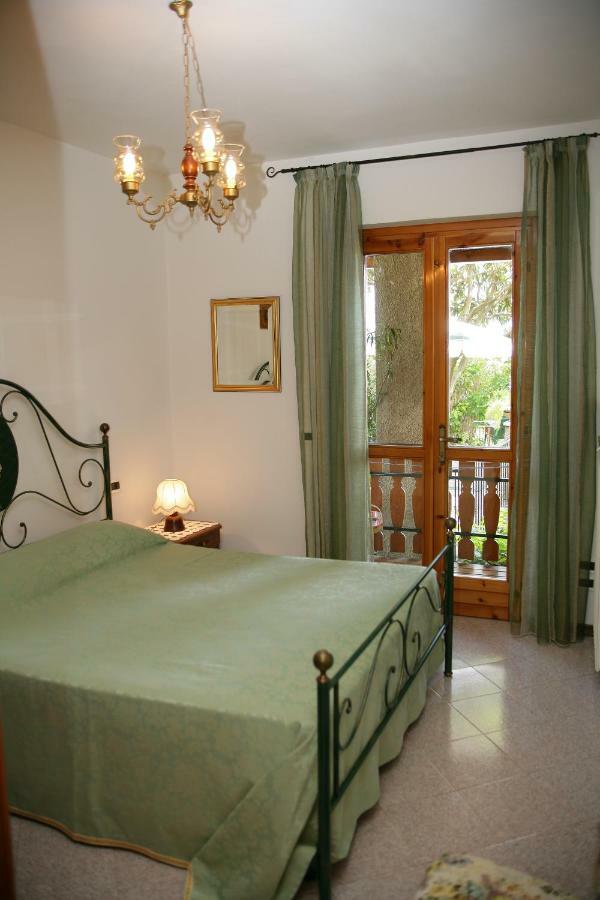 Appartamenti Serena - Nonna Elvira Gargnano Exterior foto